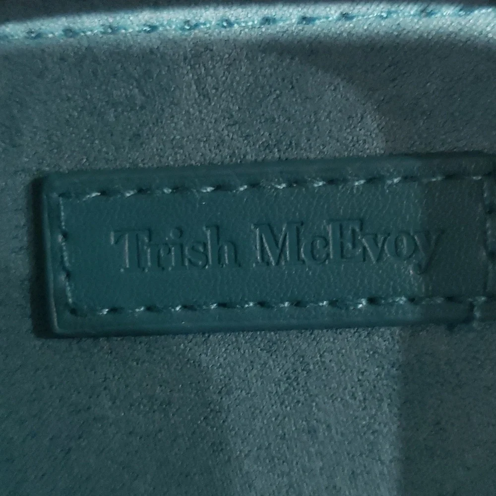 TRISH McEvoy Makeup Planner